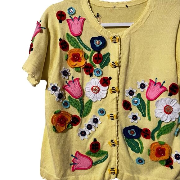 Vintage Yellow Short Sleeve Cardigan Floral Appliqués Ladybugs Bee Buttons MED - Picture 3 of 7